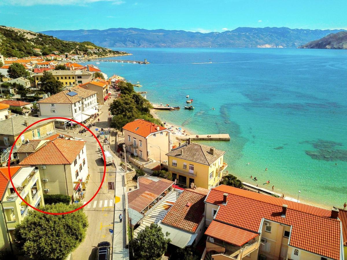 Apartments Marin With Sea View Baška Kültér fotó