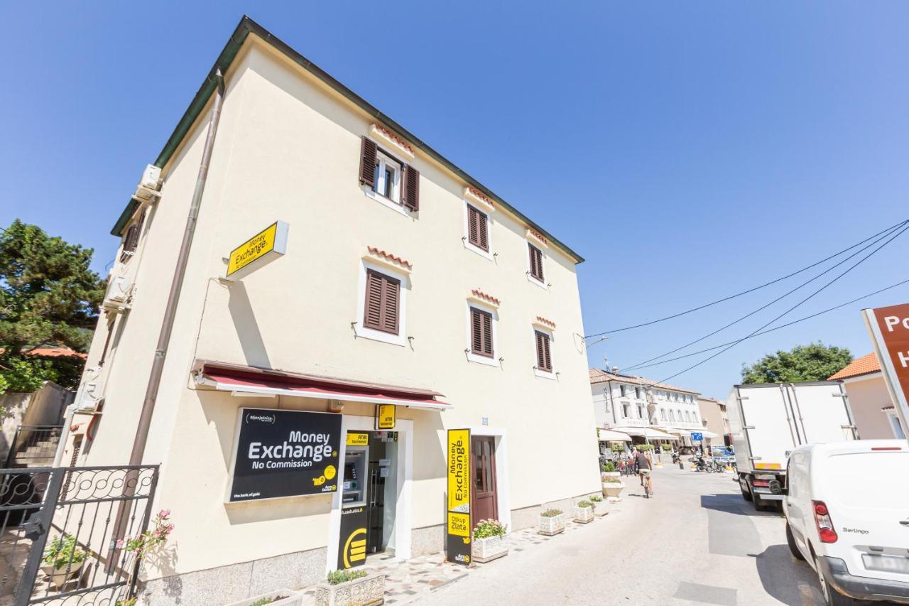 Apartments Marin With Sea View Baška Kültér fotó