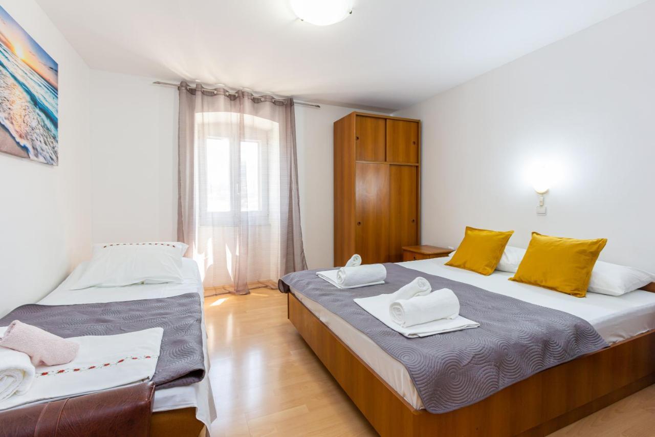 Apartments Marin With Sea View Baška Kültér fotó